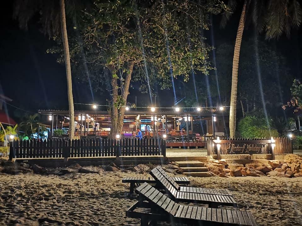 Redang Holiday Beach Resort Ilha Redang Exterior foto